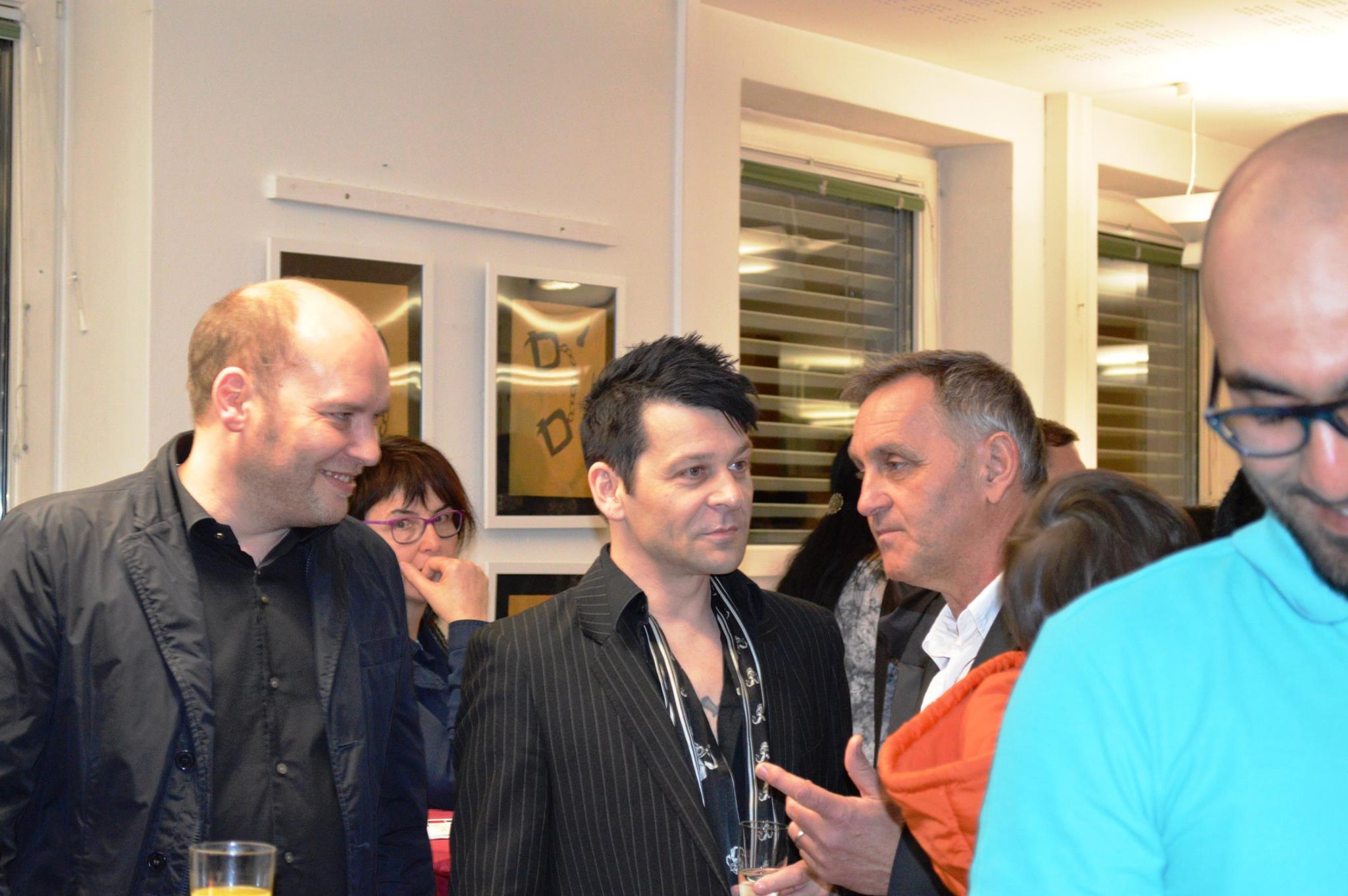 17545192 1380616951977656 5203750737483239104 O